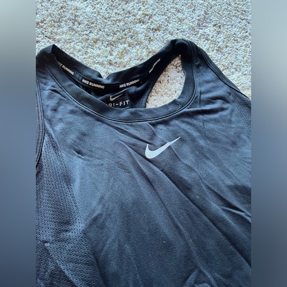 Nike tank top bundle - Picture 3 of 3